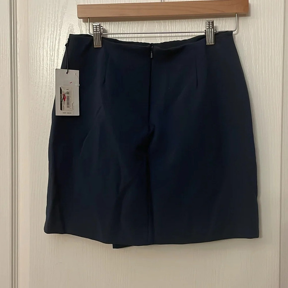 NWT Bailey 44 Navy Blue Mini Skirt Size Small - Picture 3 of 8